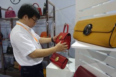 加博会盛大揭幕 精品荟萃 百货云集 周末购物狂欢正当时